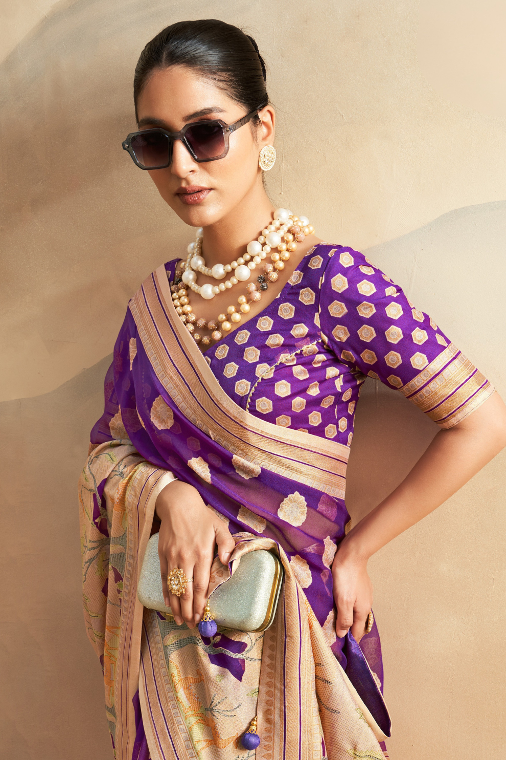 Georgette Saree with Artistic Burnout Butti for Occasions