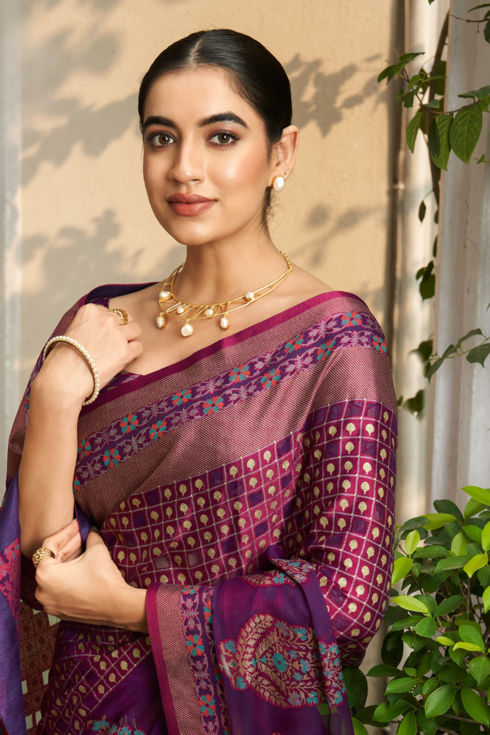 Pure Viscose Georgette Saree with Burnout and Soft Varnish Finish