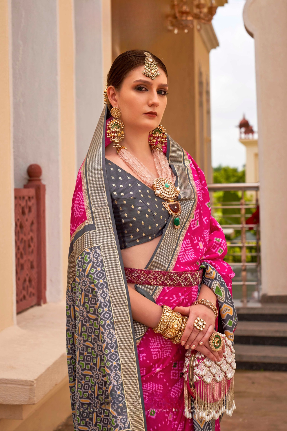 Elegant Silk Saree Featuring Classic Patola Print Work