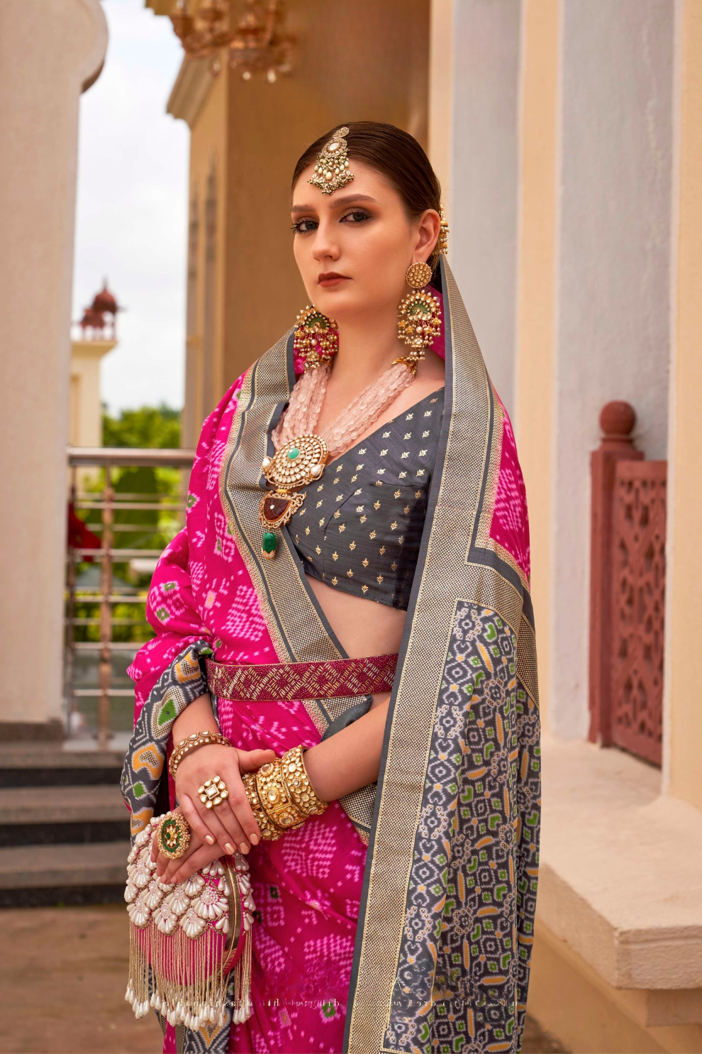 Elegant Silk Saree Featuring Classic Patola Print Work