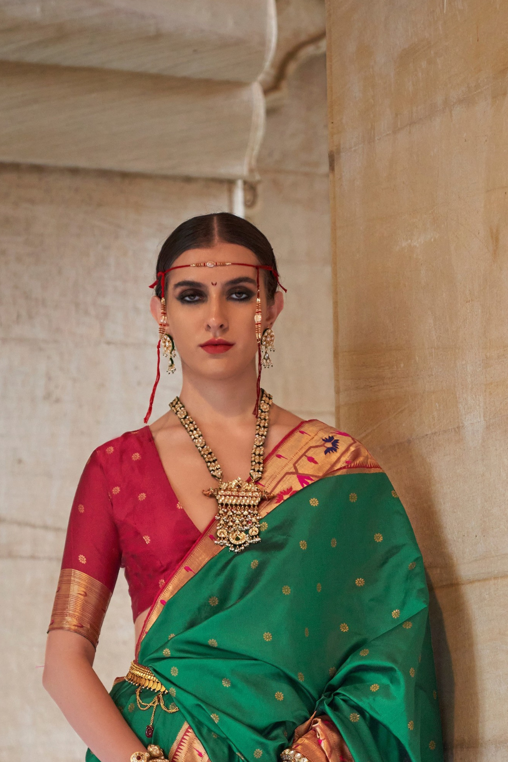 Graceful Floral Woven Zari Paithani Saree for Festive Wear