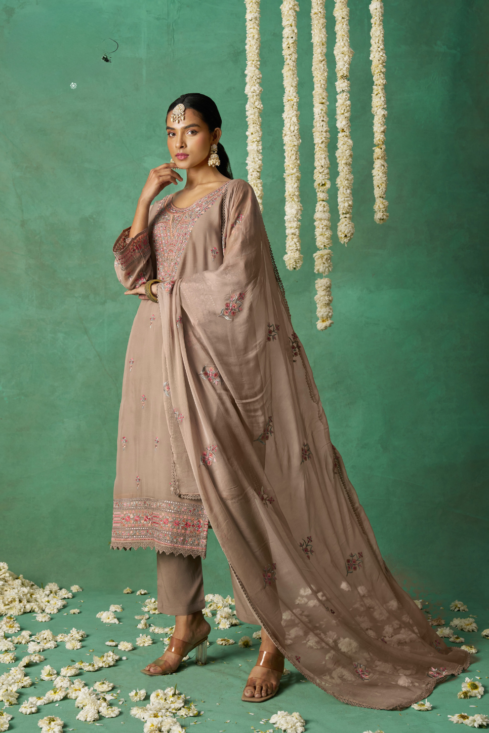 Graceful  Multi-Thread Embroidered Pant Suit