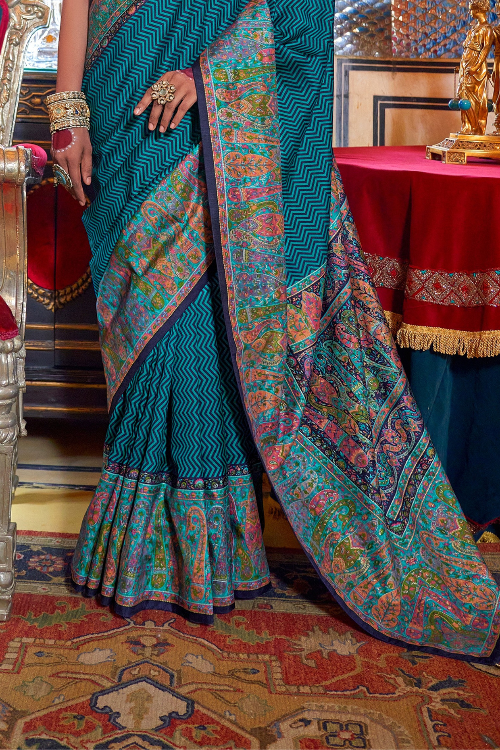 Elegant Printed Jamewar Saree – Blended Silk
