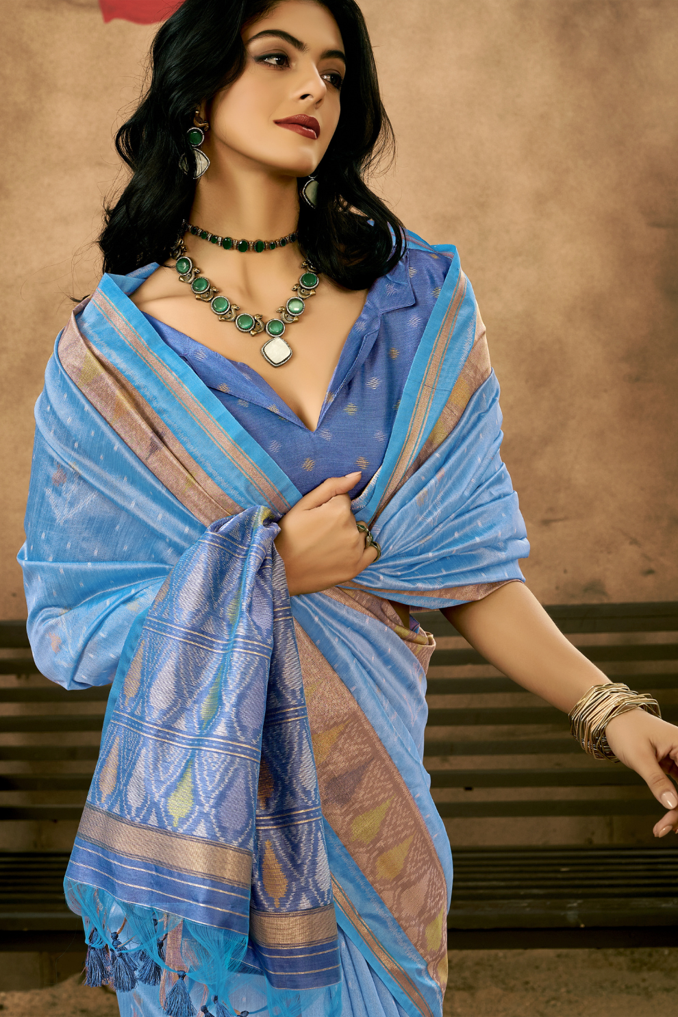 Regal Heritage Woven in Patola Handloom Silk Elegance