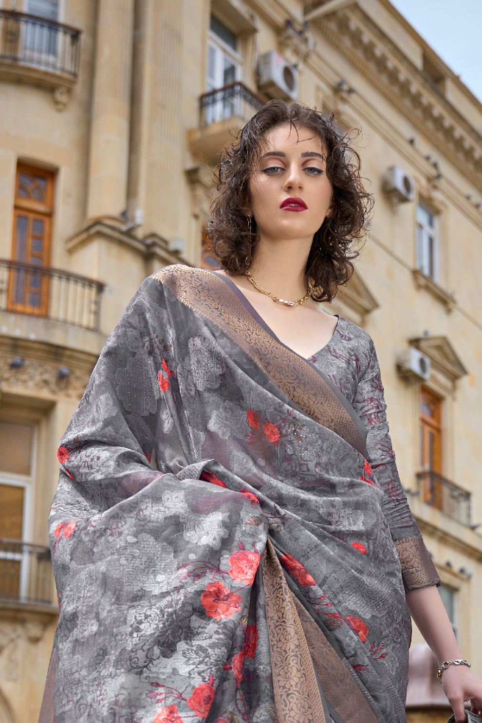 Poly Brasso Saree with Fine Handloom Weaving Detail
