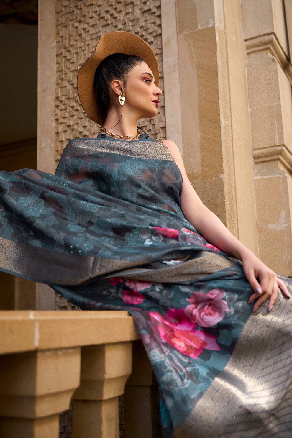 Poly Brasso Saree with Fine Handloom Weaving Detail