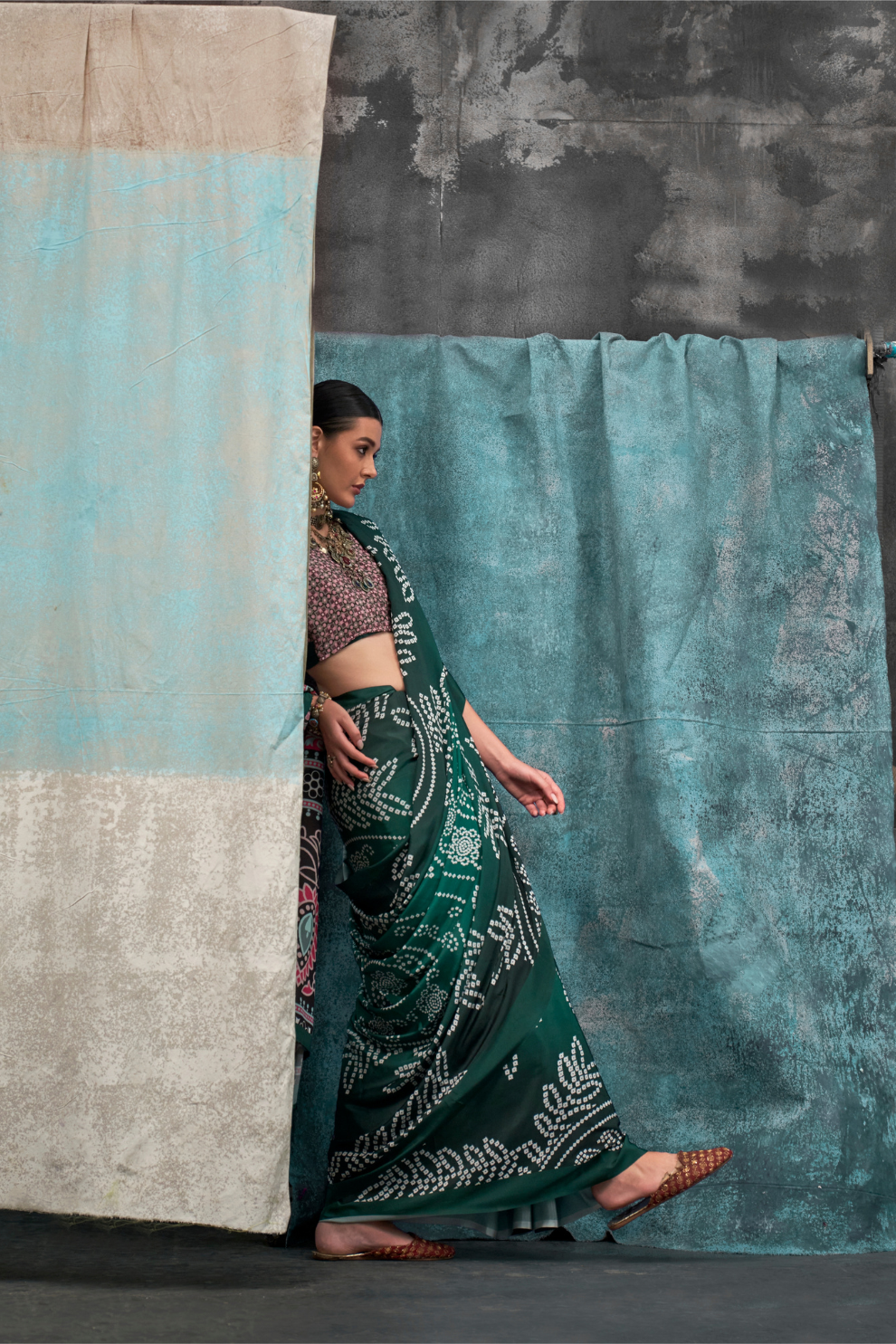 Pure Silk Crepe Saree with Statement Prints