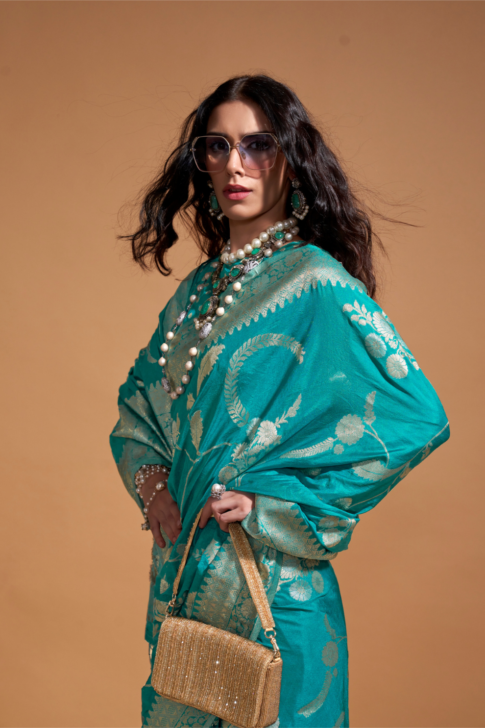 Pure Georgette Handloom Woven Silk Saree with Graceful Texture
