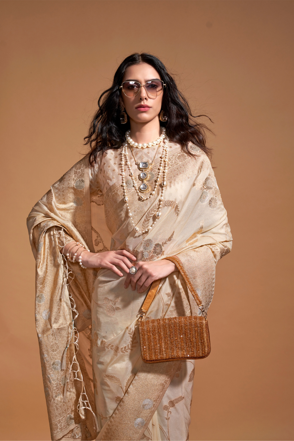 Pure Georgette Handloom Woven Silk Saree with Graceful Texture