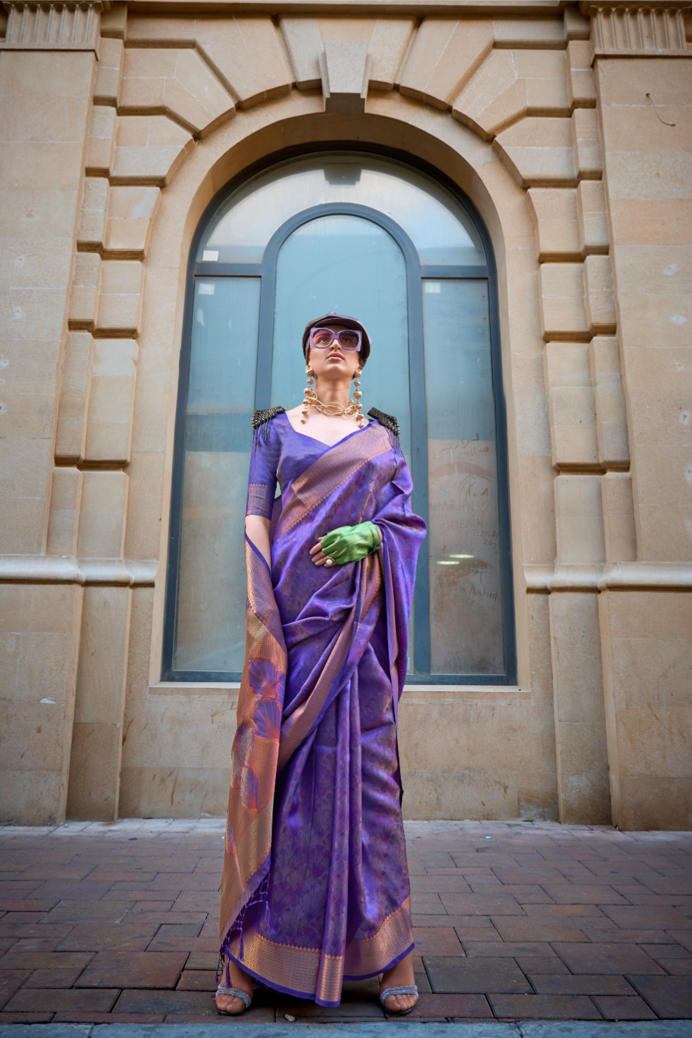 Pure Handloom Two Tone Organza Weaving Saree with Subtle Zari Shine