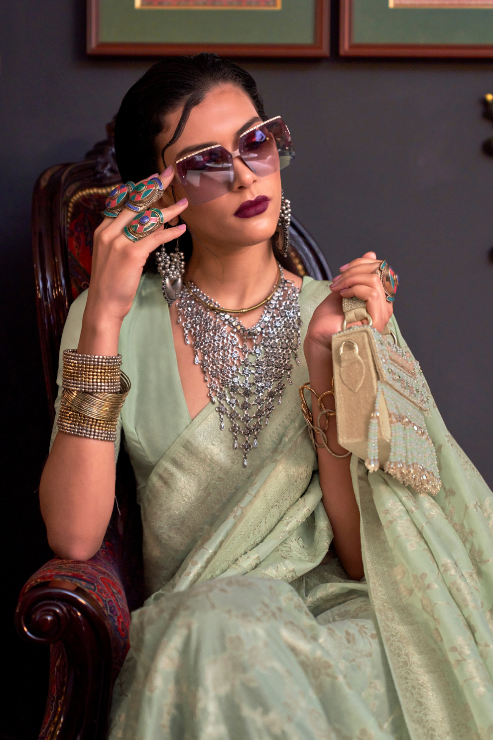 Graceful Handloom Woven Silk Saree with Traditional Charm