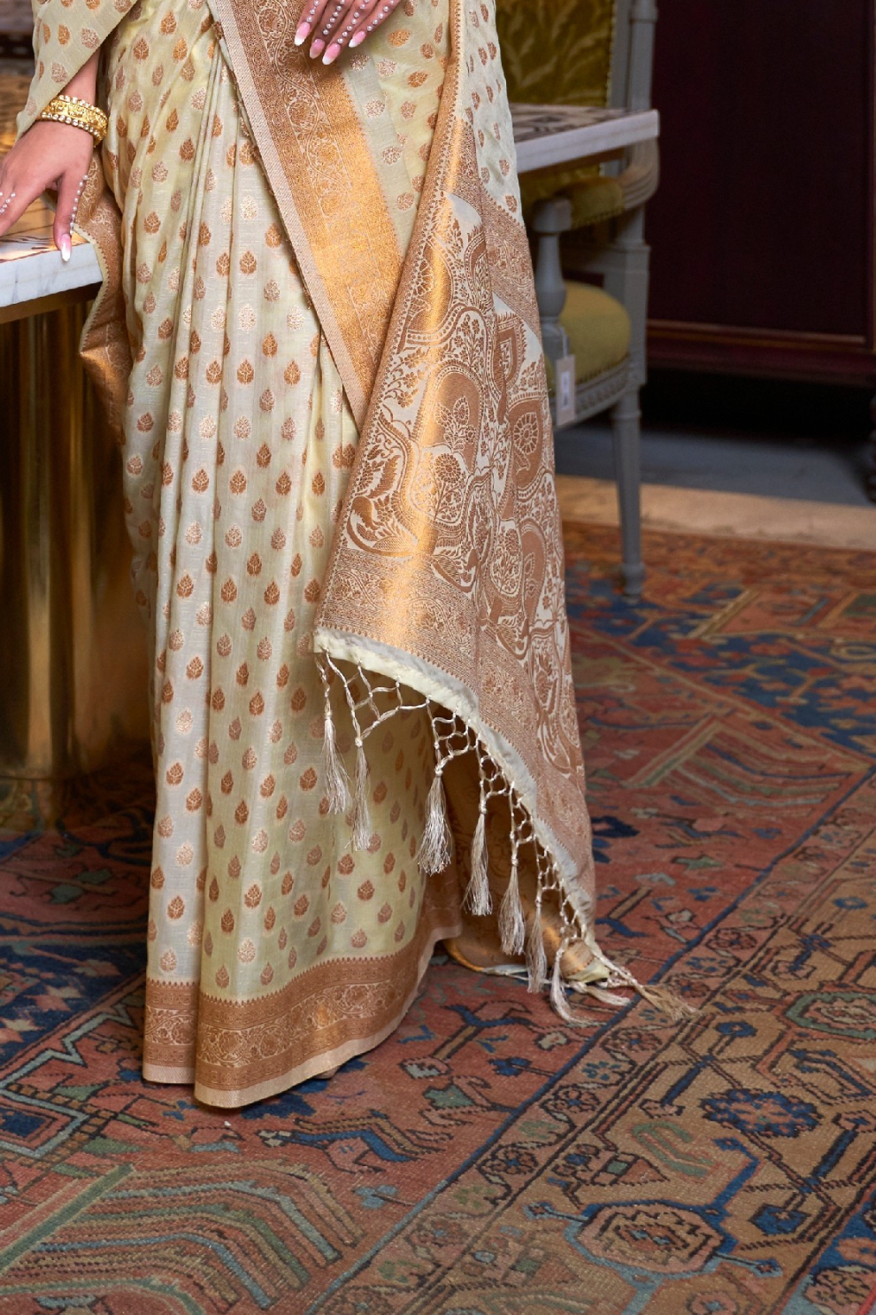 Zari Woven Silk Saree with Traditional Rich Pallu Design