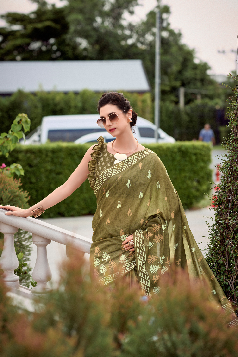 Elegant Whispers Pure Mal Mal Cotton Saree in Modern Digital Motifs