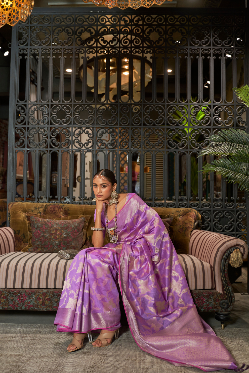 Banarasi Saree with Contrast Border and Traditional Weaving