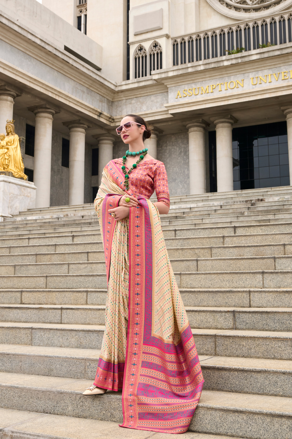 Royal Grace – Pure Soft Banarasi Silk Saree with Rich Zari Weaving - LaVante Fashion