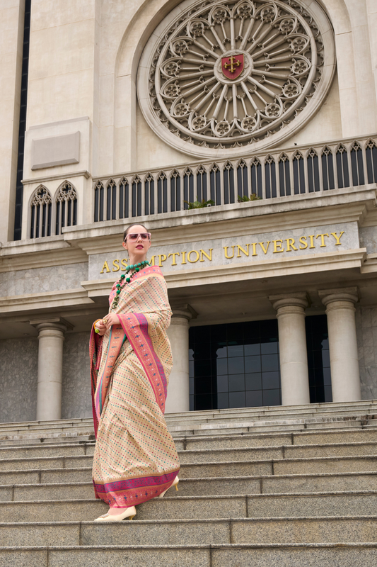 Royal Grace – Pure Soft Banarasi Silk Saree with Rich Zari Weaving - LaVante Fashion
