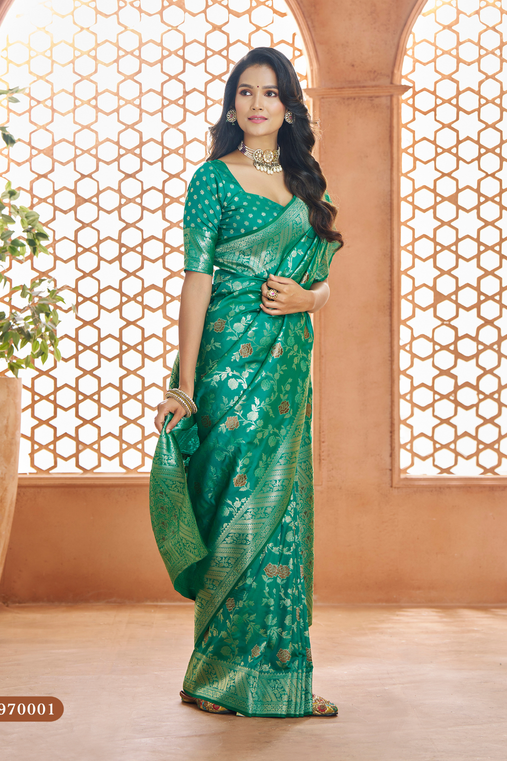 Pure Soft Banarasi Silk Saree with Traditional Zari Weaving - LaVante Fashion