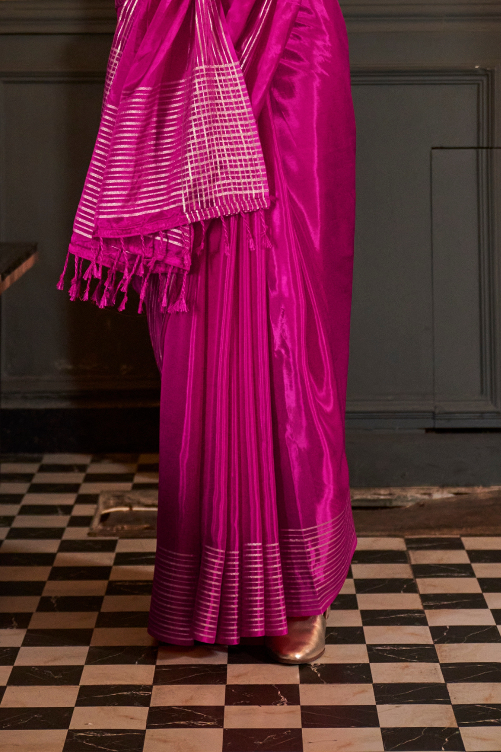 Pure Viscose Handloom Saree with Contrast Heavy Blouse