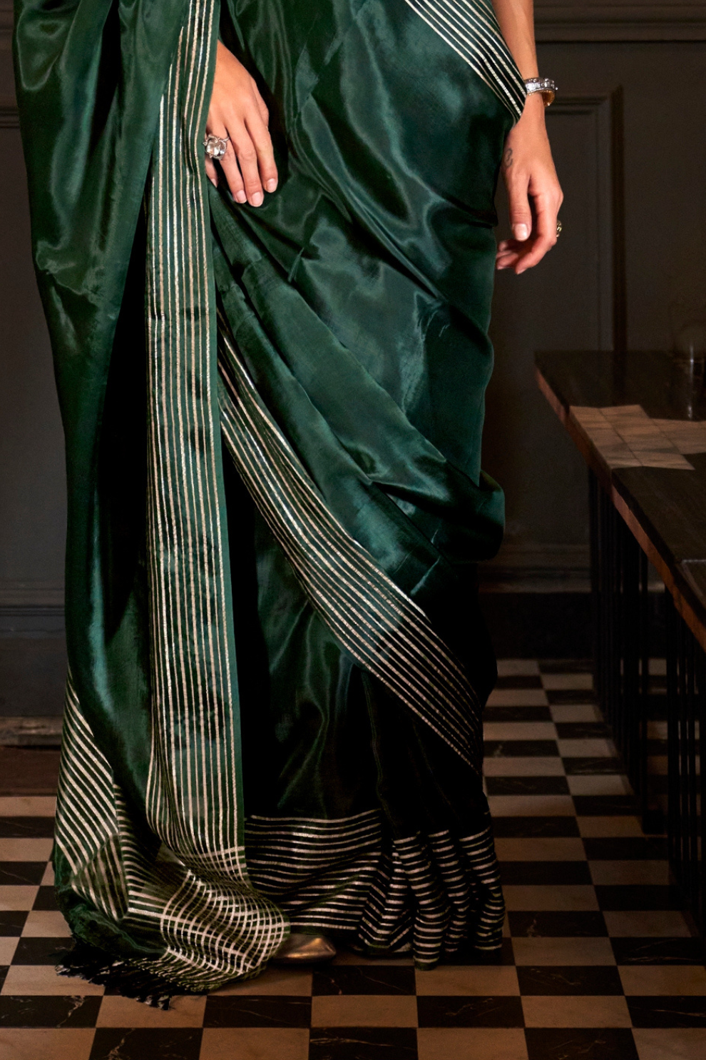 Pure Viscose Handloom Saree with Contrast Heavy Blouse