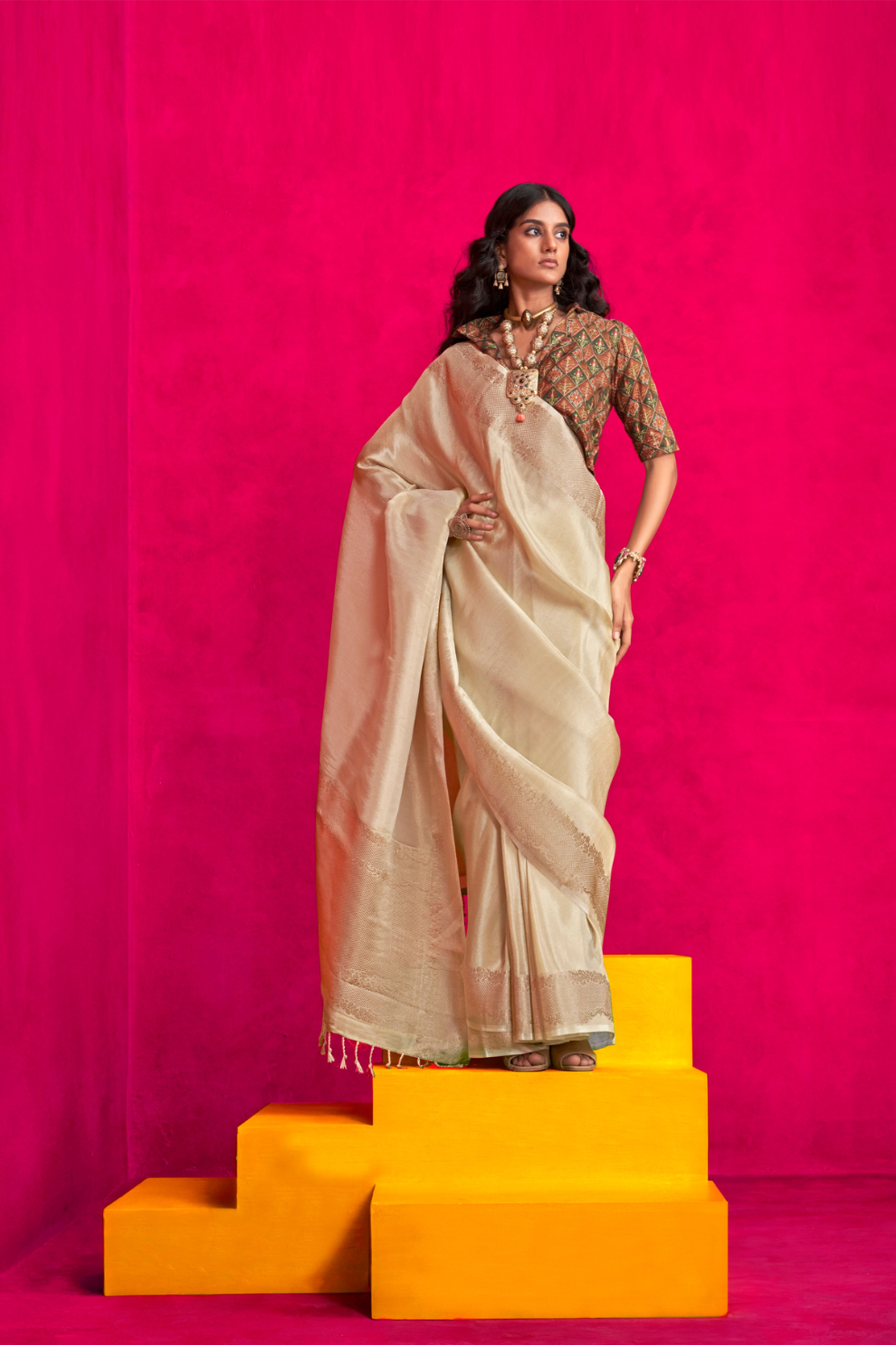 Elegant Tissue Silk Saree with Subtle Shine and Lightweight Grace