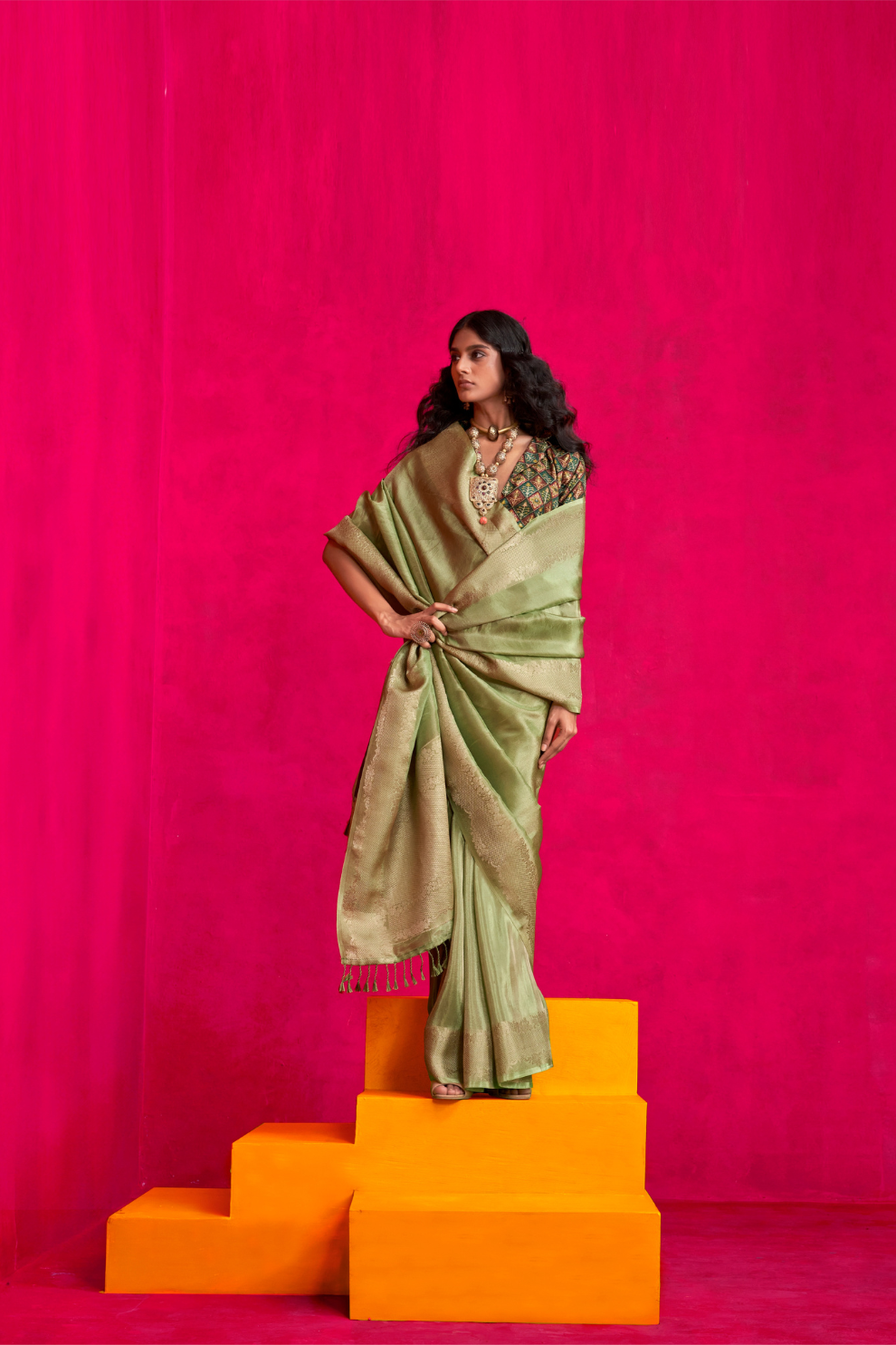 Elegant Tissue Silk Saree with Subtle Shine and Lightweight Grace
