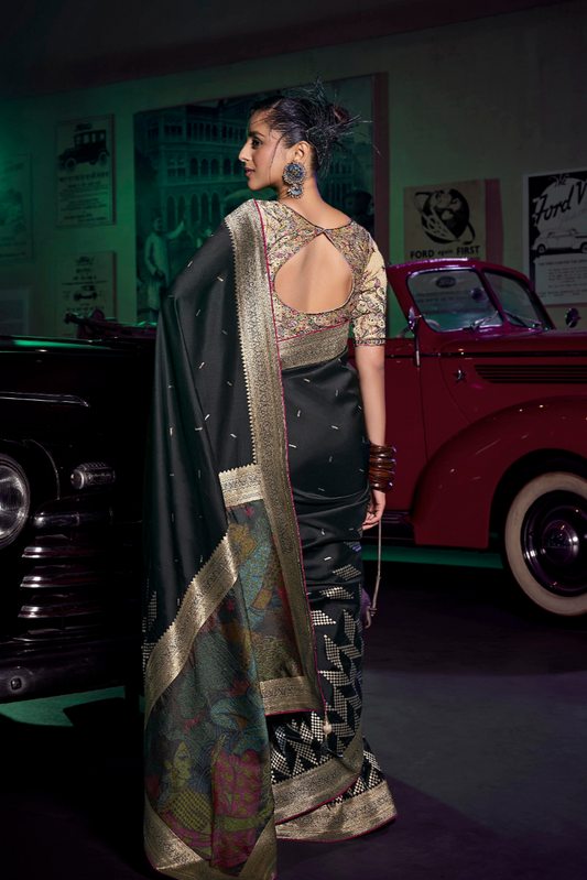 Pure Silk Saree with 3D Weaved Pallu and Heavy - LaVante Fashion