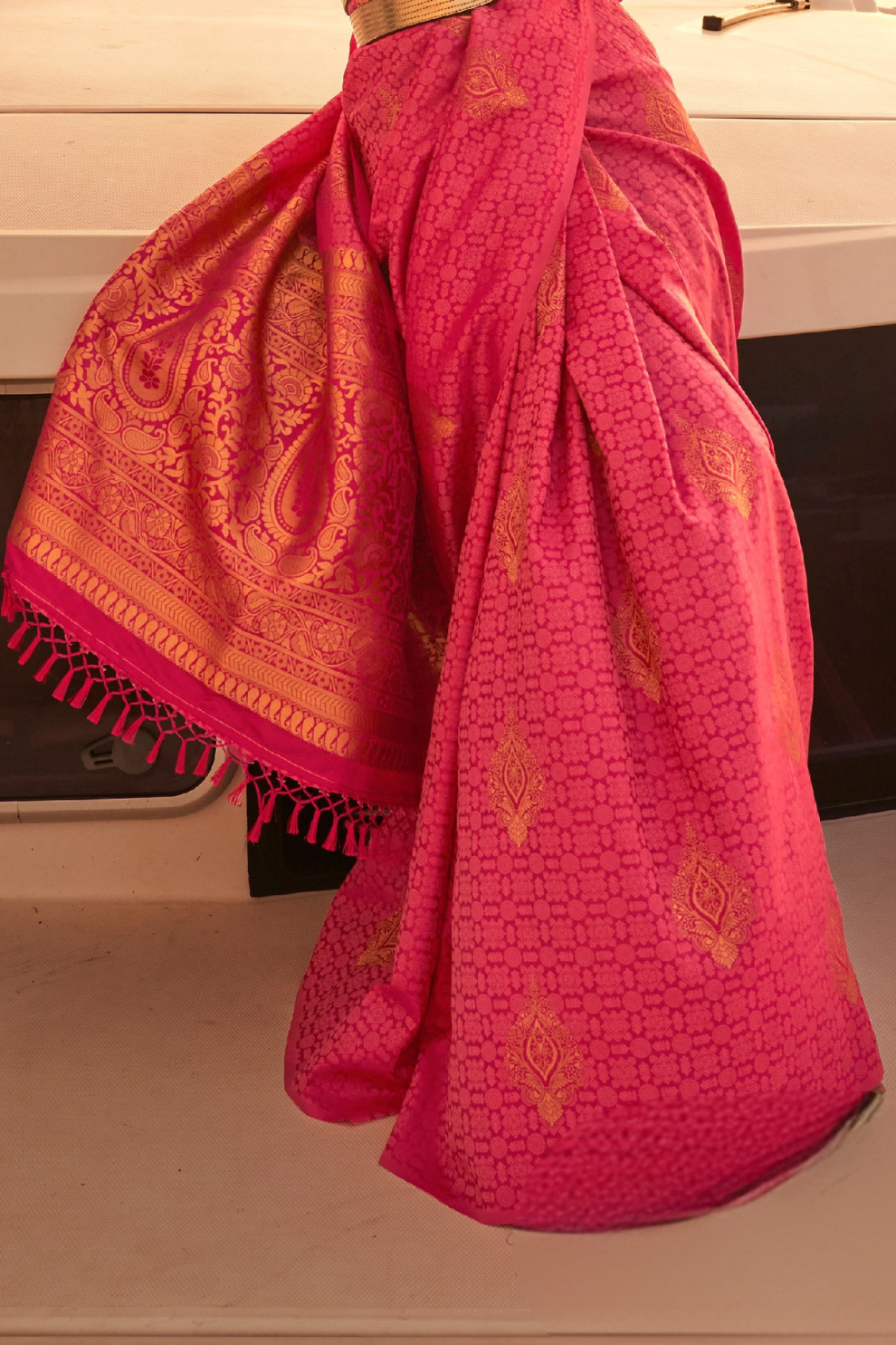 Satin Dual Tone Silk Saree with Elegant Sheen Finish