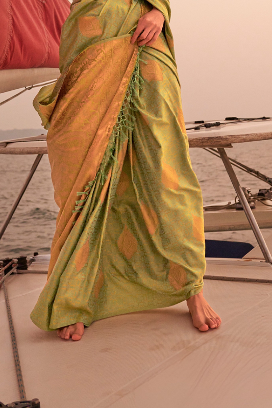 Satin Dual Tone Silk Saree with Elegant Sheen Finish