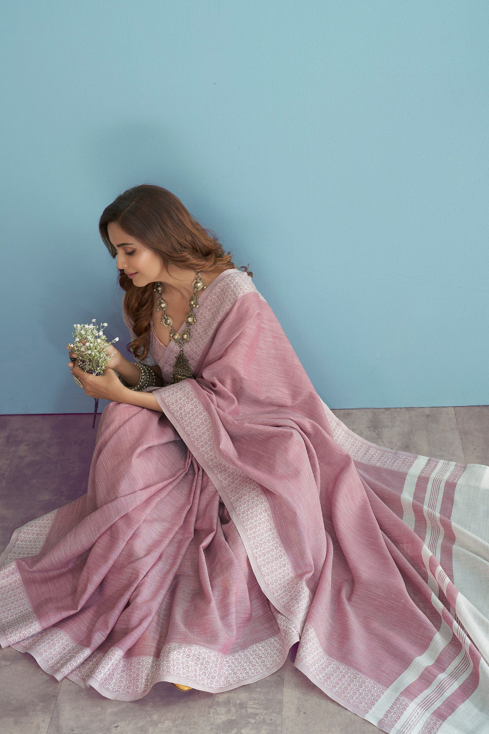 Soft Linen Silk Saree with Chikankari Weaved Border