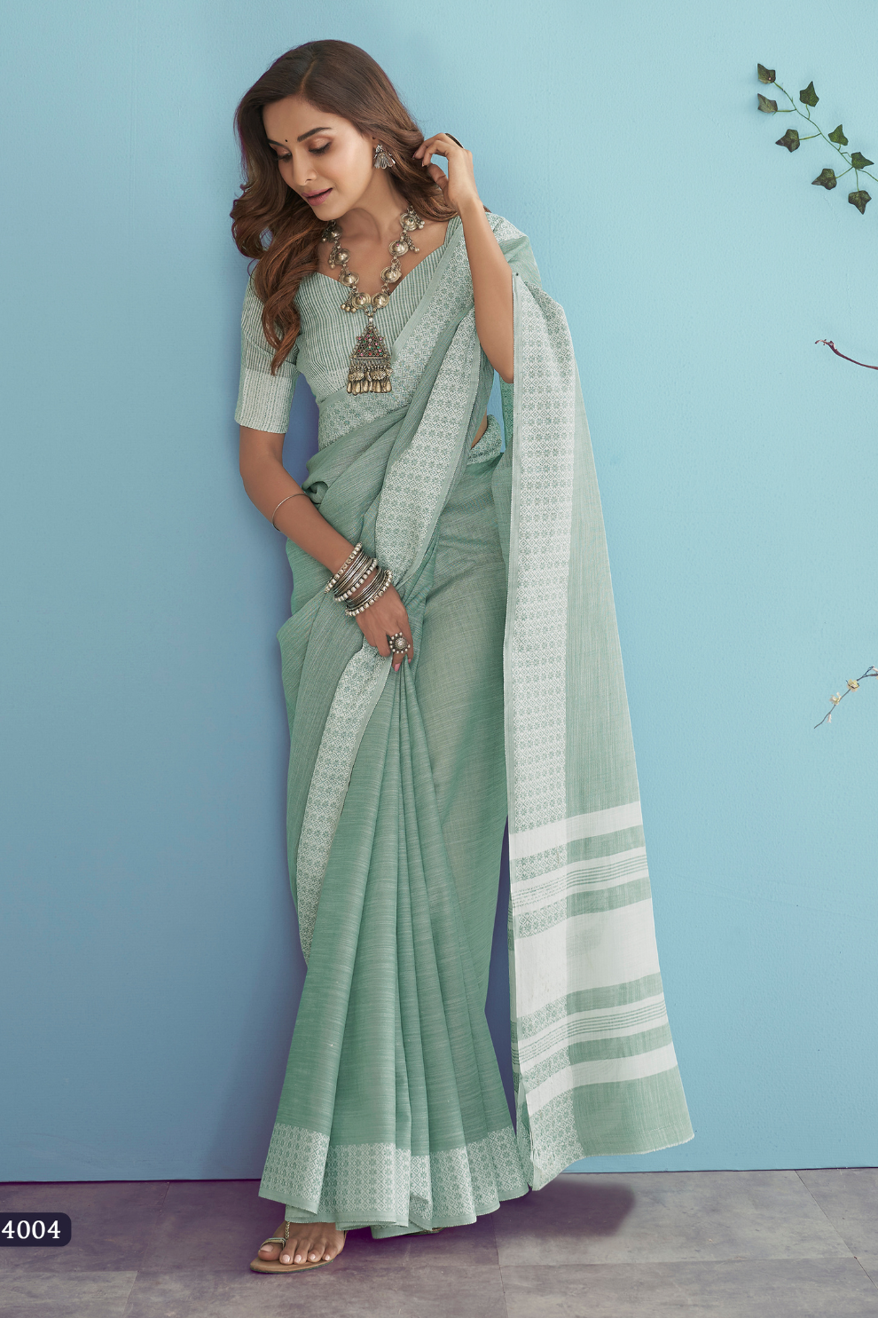 Soft Linen Silk Saree with Chikankari Weaved Border