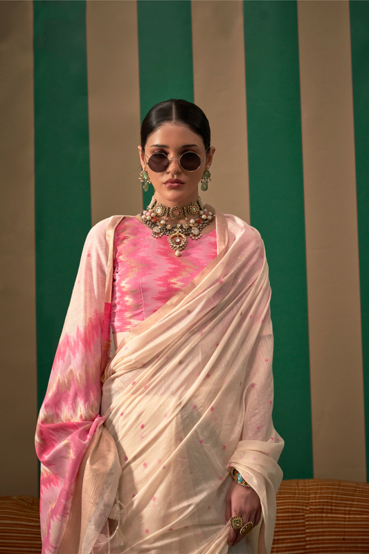 Graceful Spun Silk Saree with Handloom Weaving