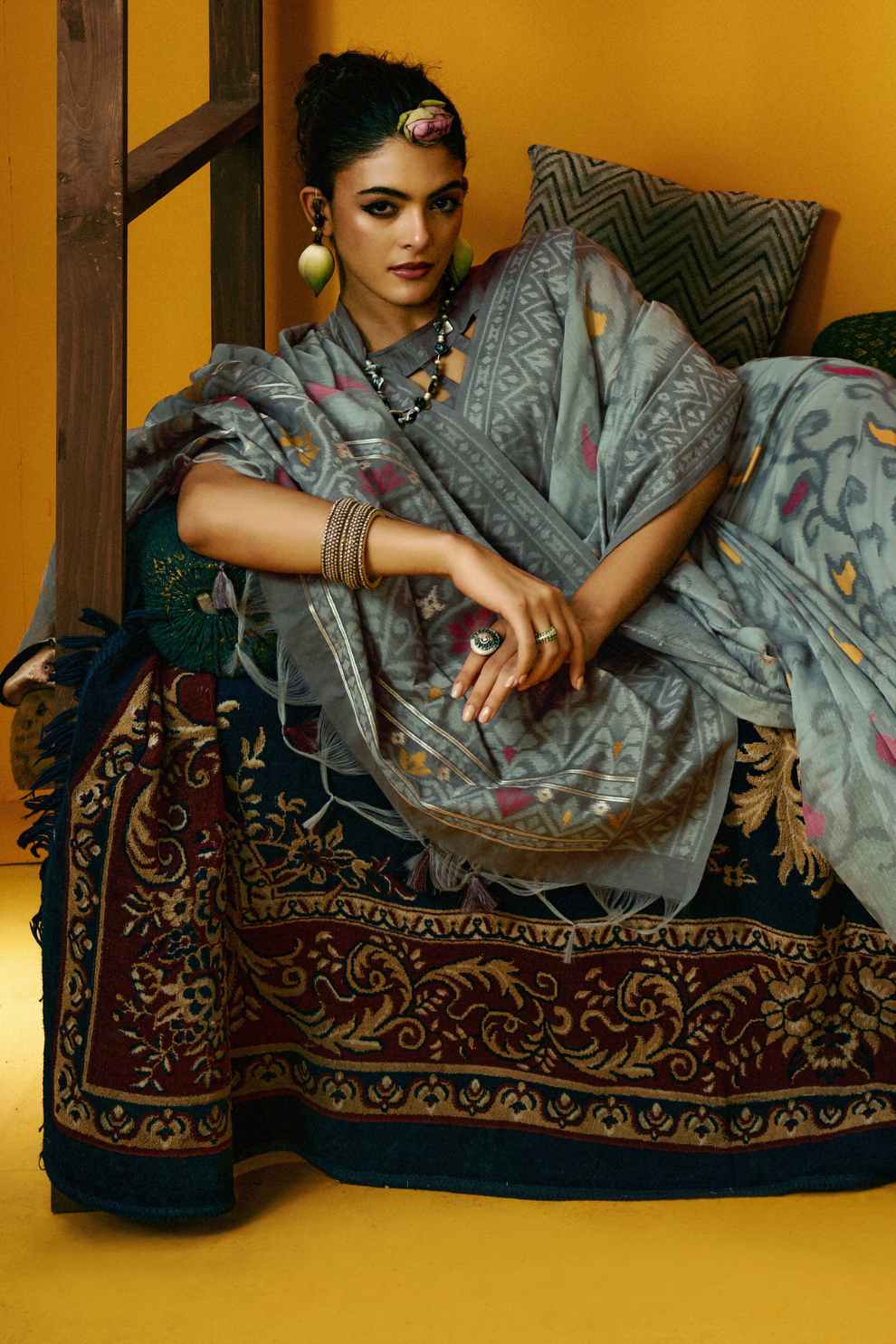 Grace Woven in the Threads of Spun Handwoven Jamdani Elegance