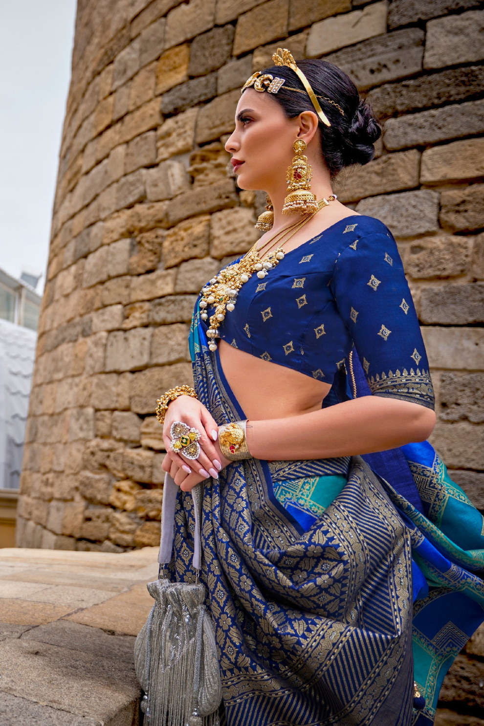 Graceful Aqua Effect Saree in Viscose Polyester Silk Fabric