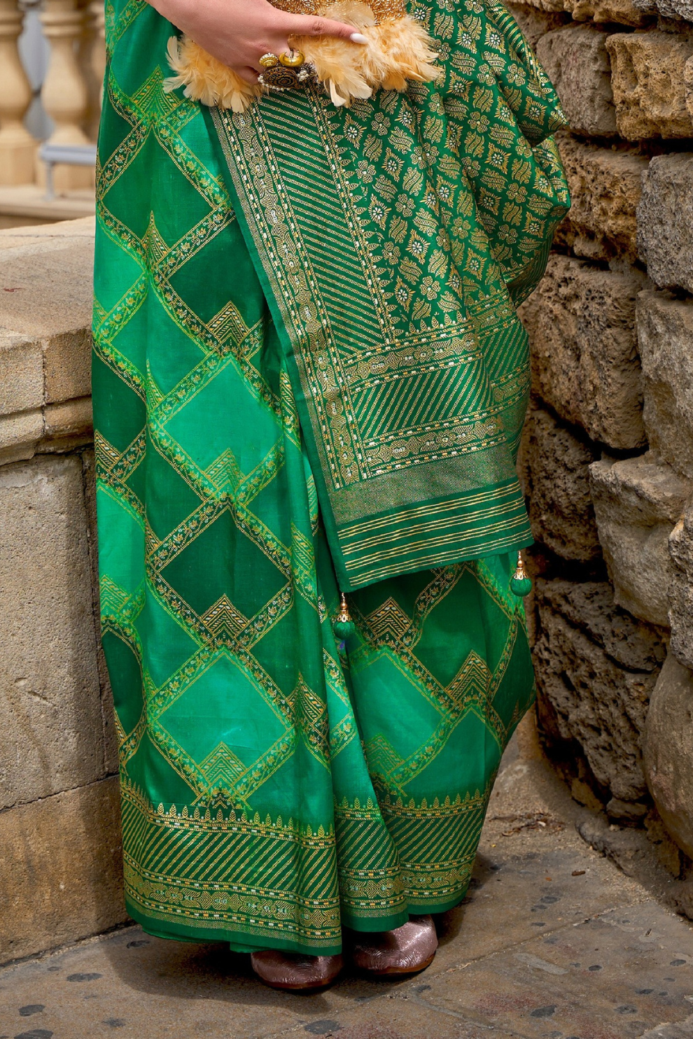Graceful Aqua Effect Saree in Viscose Polyester Silk Fabric