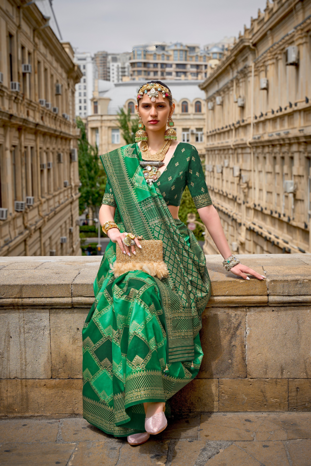Graceful Aqua Effect Saree in Viscose Polyester Silk Fabric