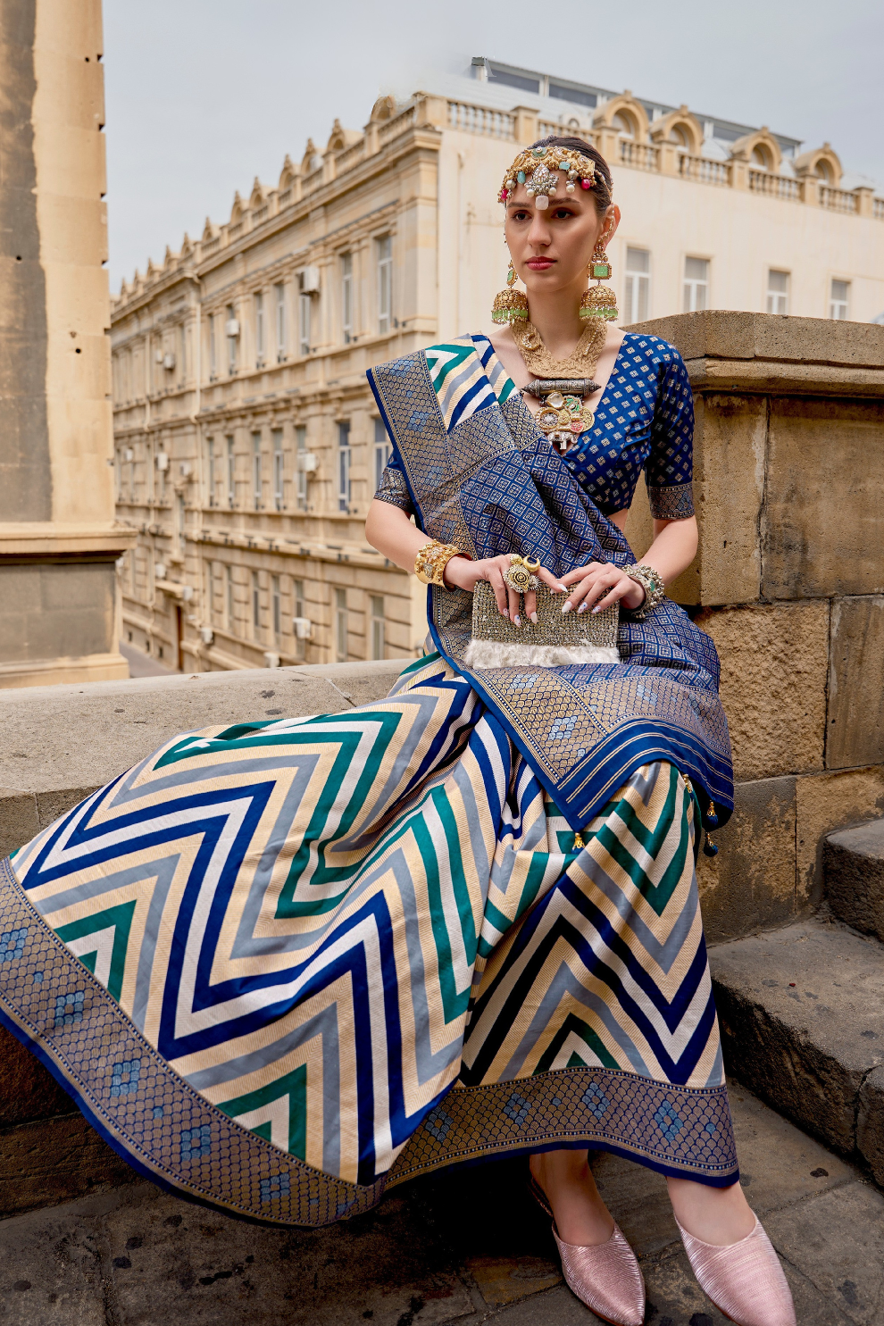 Graceful Aqua Effect Saree in Viscose Polyester Silk Fabric