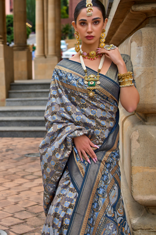 Graceful Saree in Superior Viscose Polyester Silk Fabric