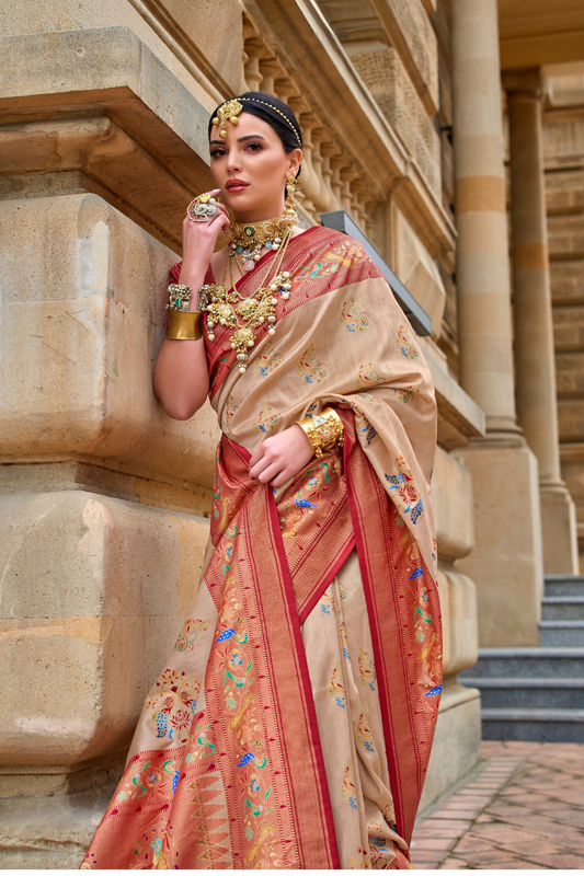 Graceful Saree in Superior Viscose Polyester Silk Fabric
