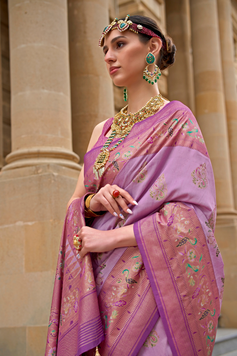 Graceful Saree in Superior Viscose Polyester Silk Fabric