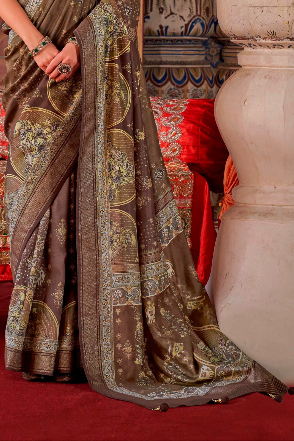 Super Velvet Blend Silk with Elite Gold Finish