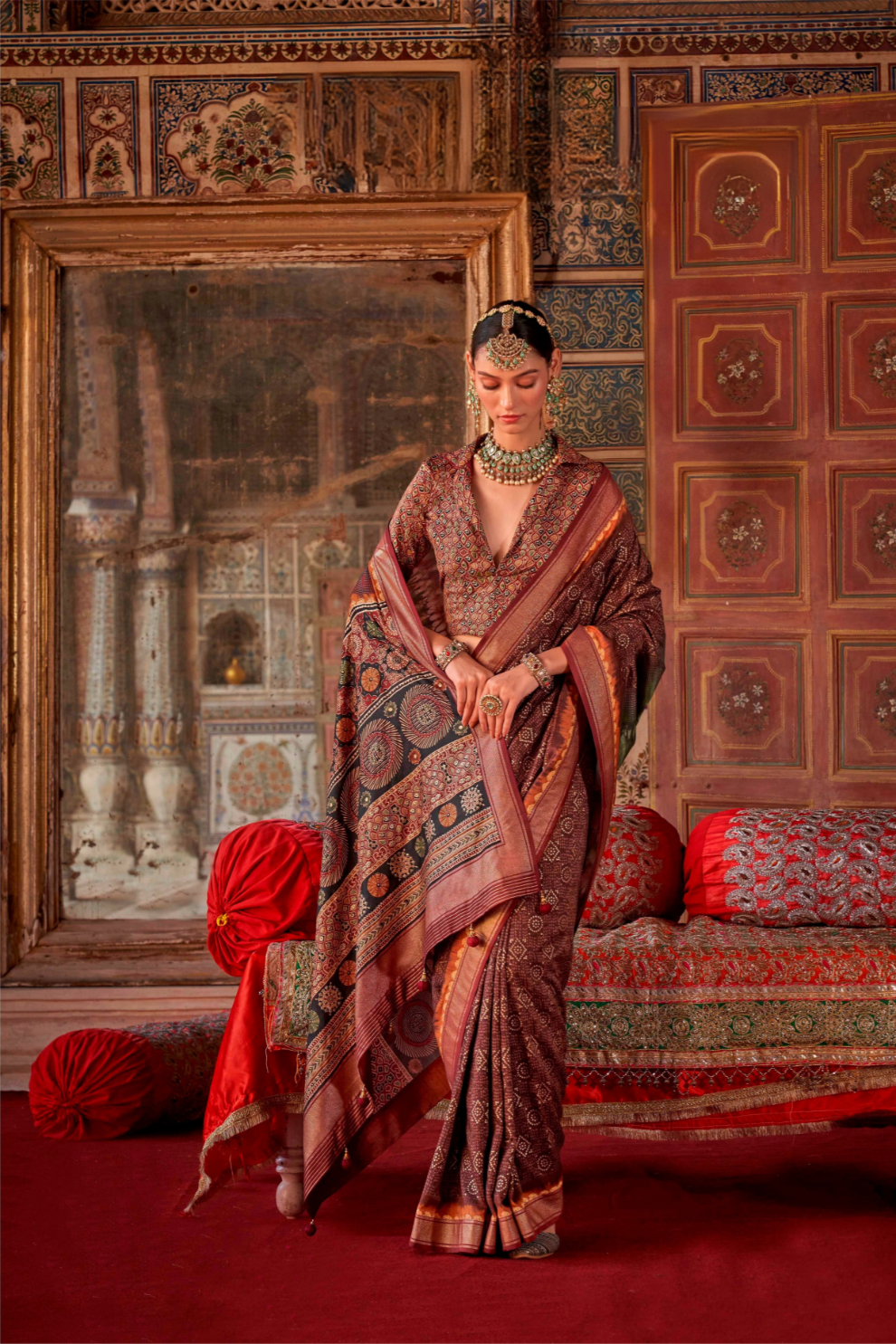 Super Velvet Blend Silk with Elite Gold Finish