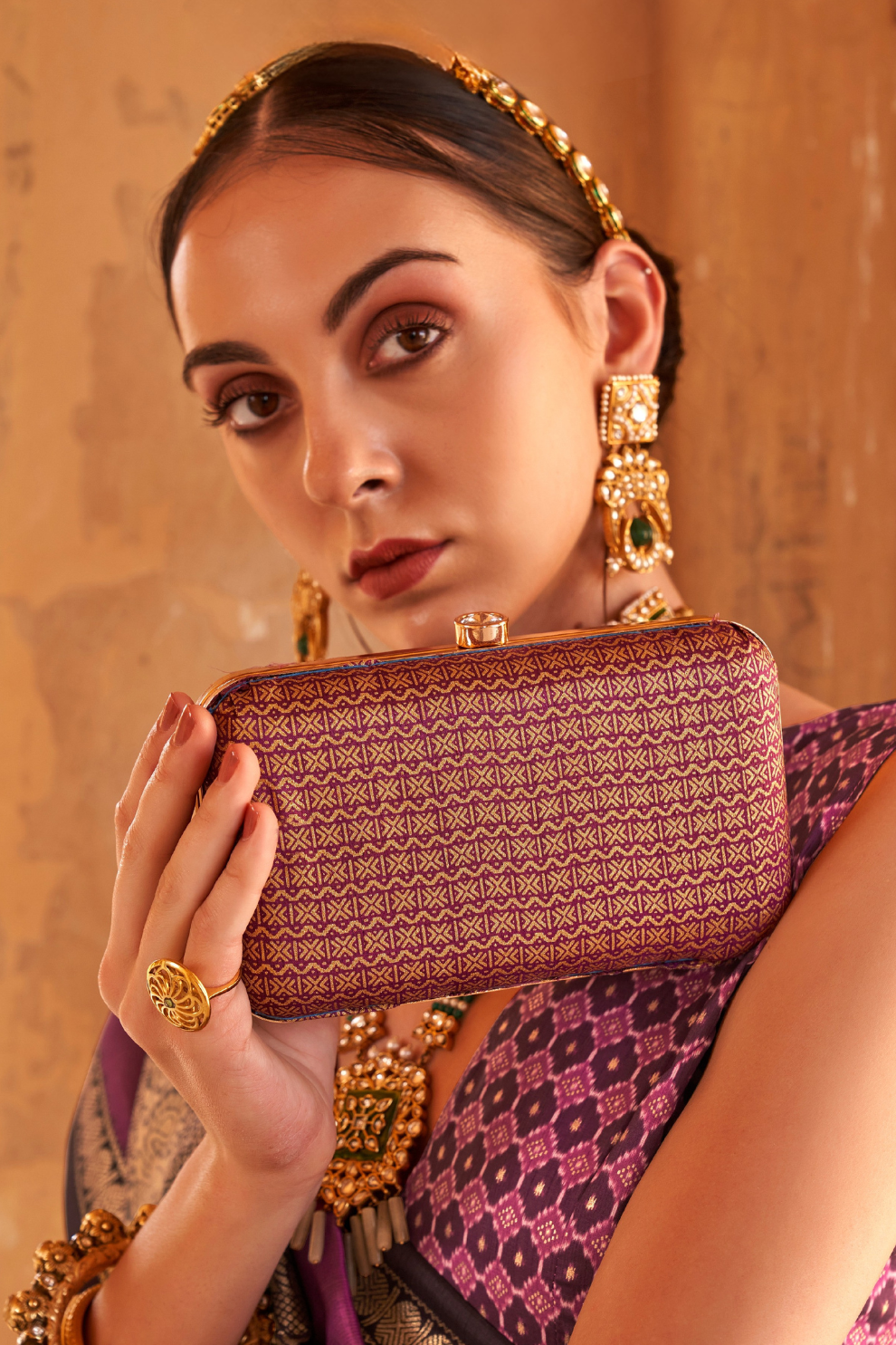 Kanjivaram Style Silk Saree with Designer Brooch and Clutch