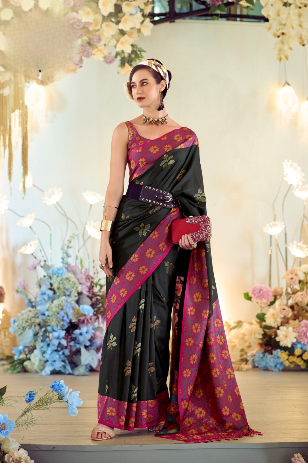 Soft Silk Saree with Traditional Ikkat Border - LaVante Fashion