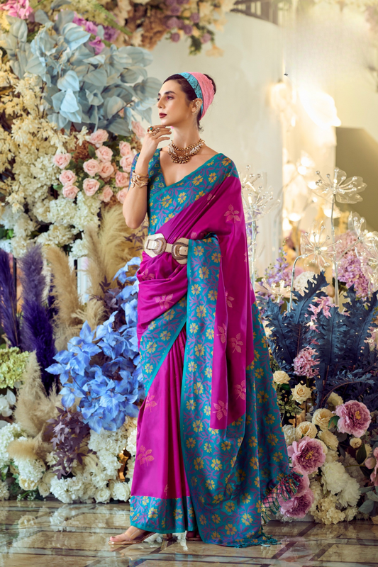 Soft Silk Saree with Traditional Ikkat Border - LaVante Fashion