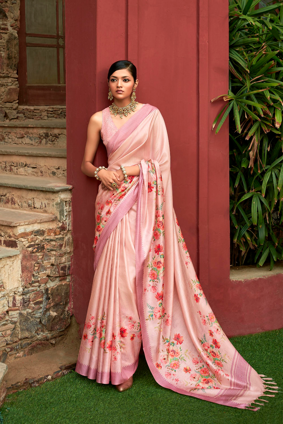 Super Tussar Silk Saree with Excellent Digital Floral Print