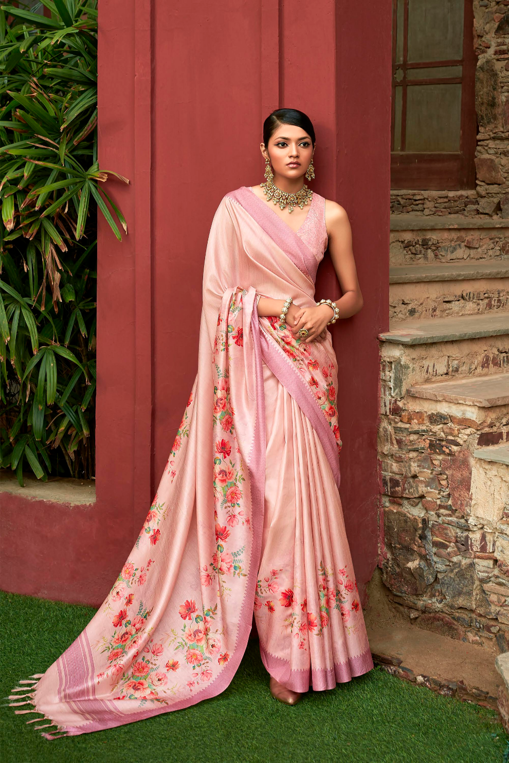Super Tussar Silk Saree with Excellent Digital Floral Print