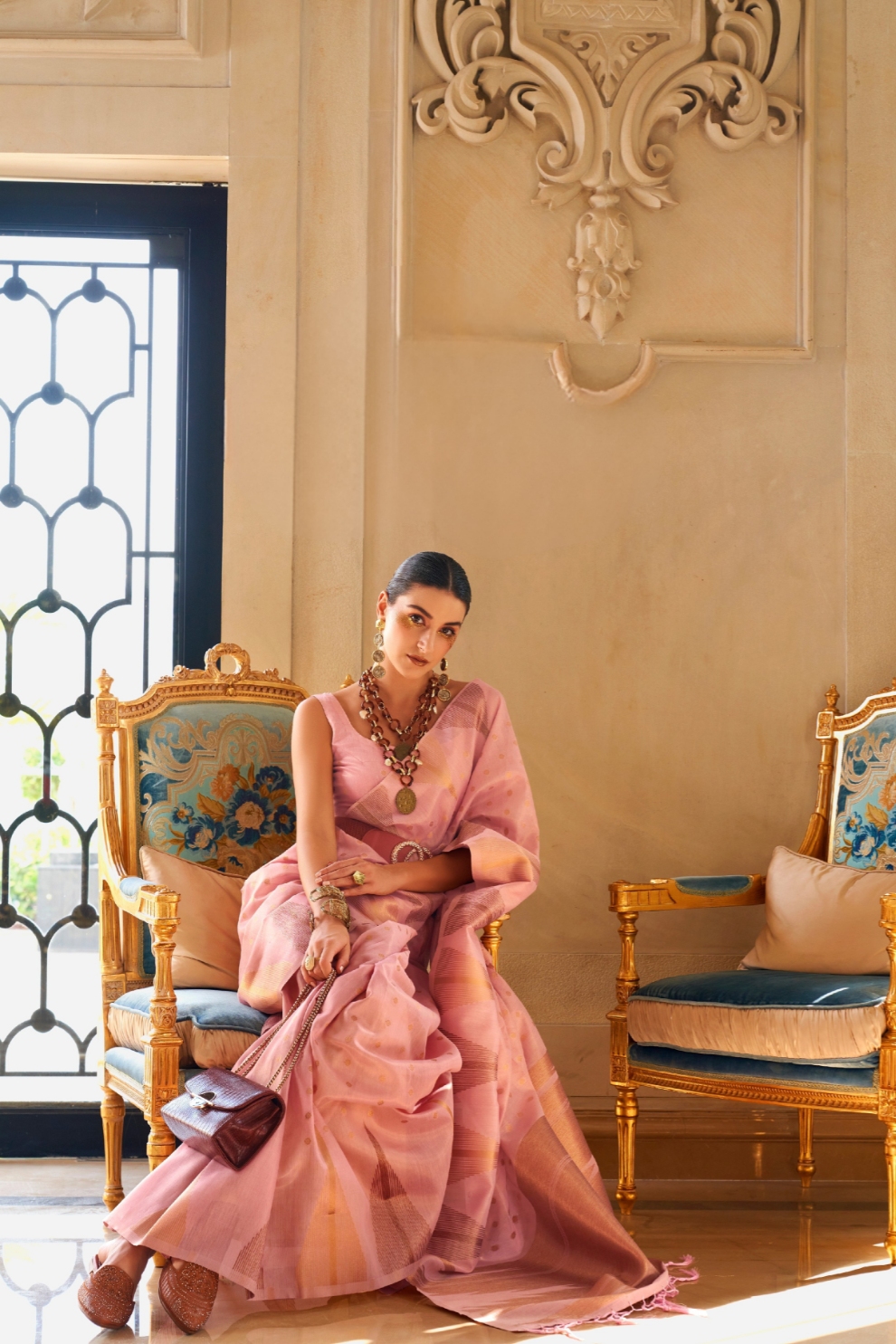 Handwoven Tissue Silk Saree with Elegant Weaving Work