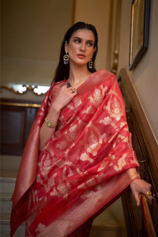 Organza Handloom Saree with Intricate Zari Weaving