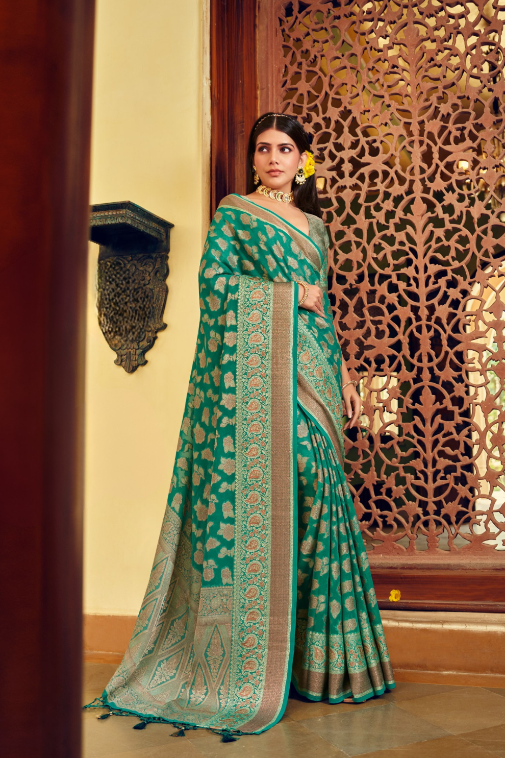 Two Ply Weaving Polyester Georgette Saree with Weaving Buta - LaVante Fashion