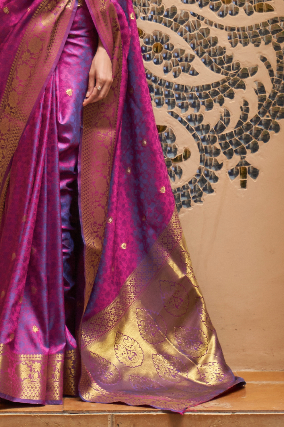 Designer Banarasi Silk Saree with Small Butti Zari Weaving